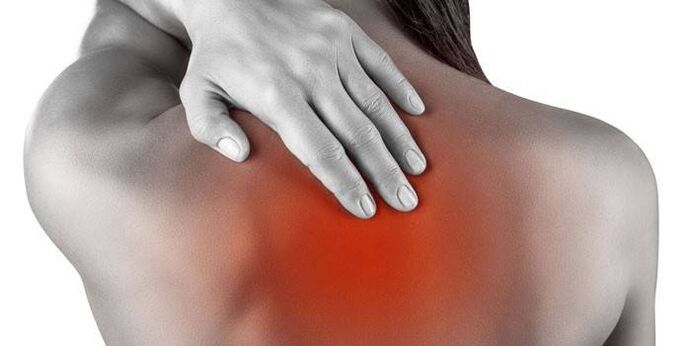 πόνος στην πλάτη με οστεοχόνδρωση στο στήθος
